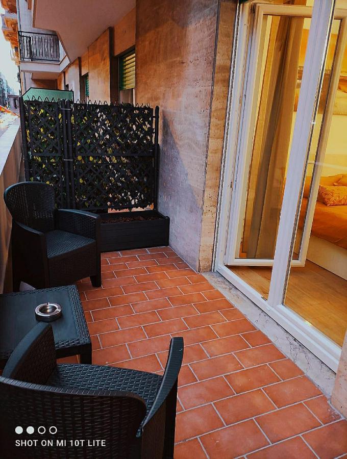 B&B Alighieri 97 Bari Exterior photo